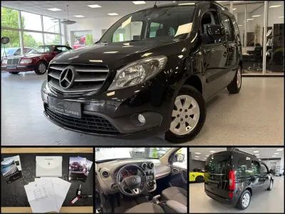 Gebraucht Mercedes Citan 111 110 PS (80 kW) 2015 Schwarz Van / Kleinbus