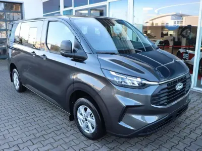Neu Ford Transit Custom 136 PS (100 kW) 2025 Magnetic metallic Kombi