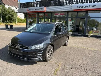 Gebraucht VW Golf Sportsvan Join 131 PS (96 kW) 2019 Schwarz Van / Kleinbus