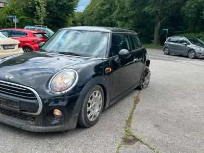 Gebraucht Mini One D 95 PS (69 kW) 2017 Schwarz Kleinwagen