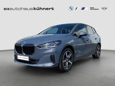 Gebraucht BMW 220 Active Tourer Luxury Line 156 PS (114 kW) 2025 Grau Van / Kleinbus