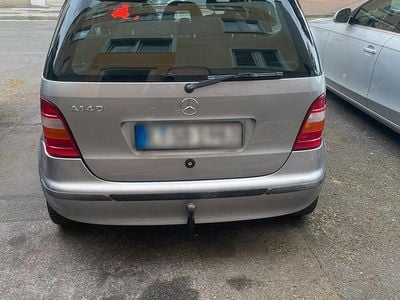 Second-hand Mercedes A140 106 CP (77 kW) 2000 Argintiu Hatchback