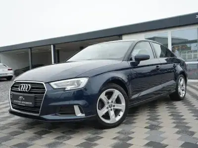 Gebraucht Audi A3 Sport 150 PS (110 kW) 2018 Blau Limousine