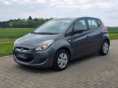 Gebraucht Hyundai ix20 90 PS (66 kW) 2011 Grau Kleinwagen
