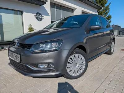 Gebraucht VW Polo LOUNGE 90 PS (66 kW) 2015 Grau Limousine