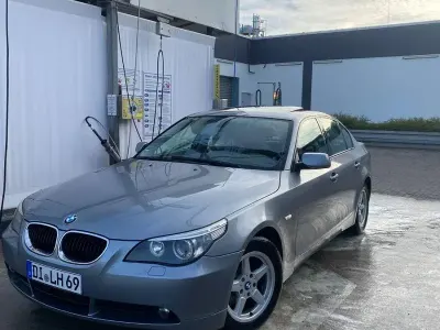 Usata BMW 520 170 CV (125 kW) 2003 Argento Berlina