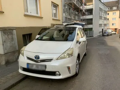 Gebraucht Toyota Prius+ 73 PS (53 kW) 2013 Weiß Van / Kleinbus