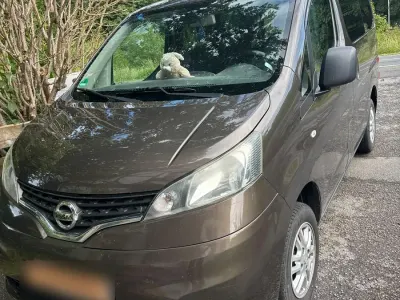 Gebraucht Nissan NV200 Tekna 110 PS (80 kW) 2015 Braun Van / Kleinbus