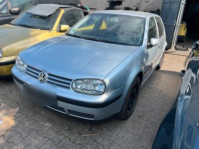 VW Golf IV