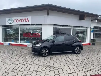 Brugt Toyota Yaris Hybrid 116 HK (85 kW) 2025 Sort Hatchback