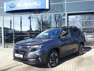 Neu Subaru Forester Exclusive+ 136 PS (100 kW) 2025 Magenetite grau SUV