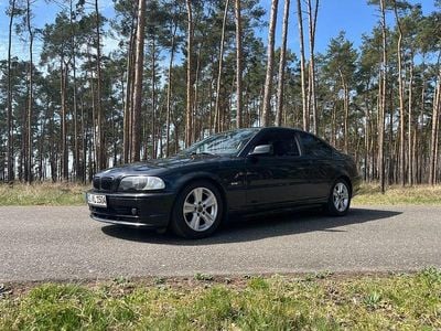 Second-hand BMW 318 Performance 118 CP (86 kW) 2001 Negru Coupe
