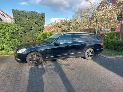 Usata Mercedes E350 265 CV (194 kW) 2011 Nero Station wagon