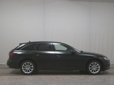 Gebraucht Audi A4 Sport 136 PS (100 kW) 2021 Schwarz Kombi