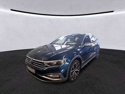 Gebraucht VW Passat Alltrack 200 PS (147 kW) 2022 Aquamarinblau metallic (metallic) Kombi