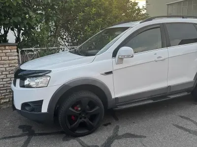 Gebraucht Chevrolet Captiva 163 PS (119 kW) 2012 Weiß SUV