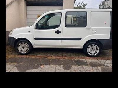 Second-hand Fiat Doblò 84 CP (61 kW) 2009 Alb Monovolum