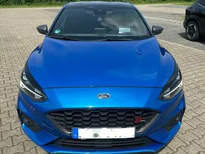 Gebraucht Ford Focus ST-Line 125 PS (91 kW) 2019 Blau Limousine