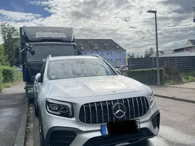 Gebraucht Mercedes GLB200 AMG line 150 PS (110 kW) 2023 SUV
