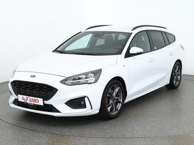 Używany Ford Focus ST-Line 150 KM (110 kW) 2018 Srebrny Kombi