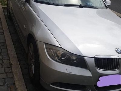 Gebraucht BMW 320 177 PS (130 kW) 2008 Silber Kombi