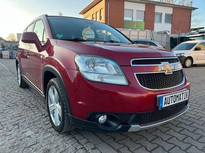 Orientrot/velvet red met Gebraucht 2012 Chevrolet Orlando LT Van / Kleinbus | 9.490 € (Etwas zu teuer)