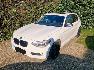 Gebraucht BMW 118 170 PS (125 kW) 2014 Weiß Kleinwagen
