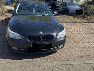 BMW 523