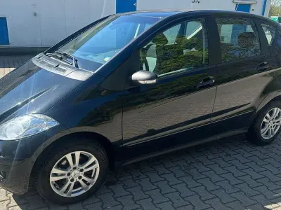 Gebraucht Mercedes A180 109 PS (80 kW) 2008 Schwarz Limousine
