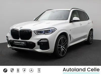 Gebraucht BMW X5 M50 400 PS (294 kW) 2021 Mineralweiss metallica96schwarz SUV