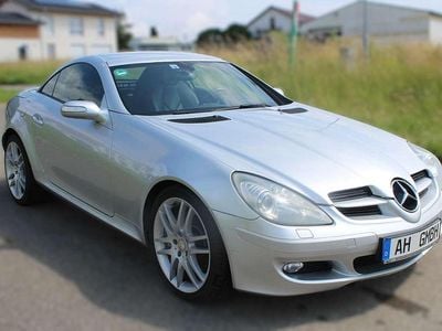 Usata Mercedes SLK200 163 CV (119 kW) 2008 Argento Cabrio