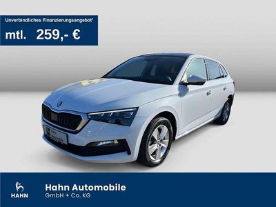 Gebraucht Skoda Scala Style 150 PS (110 kW) 2023 Moonweiss metallic Kleinwagen