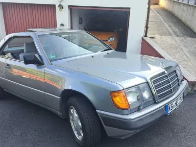 Gebraucht Mercedes 300 188 PS (138 kW) 1988 Grau Coupé