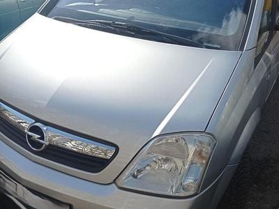 Gebraucht Opel Meriva 105 PS (77 kW) 2006 Silber Van / Kleinbus