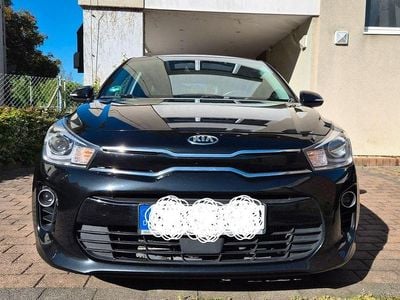 Usata Kia Rio Platinum Edition 120 CV (88 kW) 2017 Nero Berlina