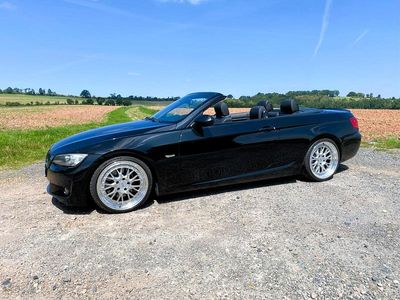 Schwarz Gebraucht 2007 BMW 335 Cabriolet M Sport Cabrio | 12.900 € (Etwas zu teuer)