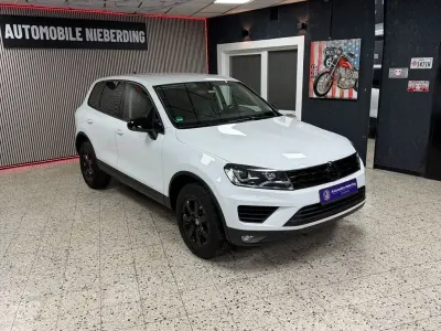 Gebraucht VW Touareg 204 PS (150 kW) 2015 Weiß SUV