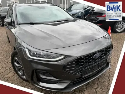 Gebraucht Ford Focus ST-Line 125 PS (91 kW) 2024 Grau Limousine
