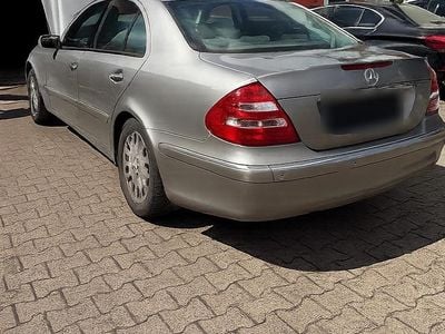 Brugt Mercedes E320 224 HK (164 kW) 2002 Sølv Sedan