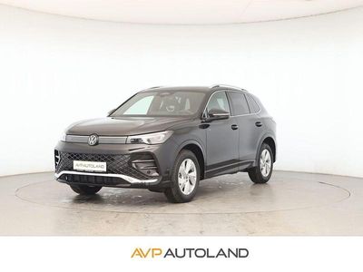Nouă VW Tiguan R-line 150 CP (110 kW) 2026 Negru SUV