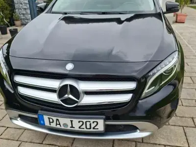 Brugt Mercedes GLA180 122 HK (89 kW) 2016 Sort SUV