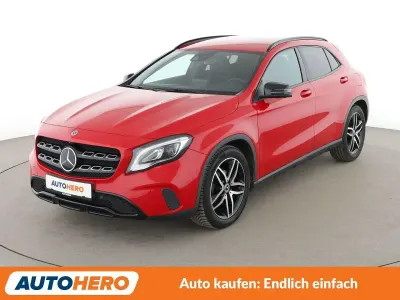 Gebraucht Mercedes GLA180 Urban 122 PS (89 kW) 2019 Rot SUV