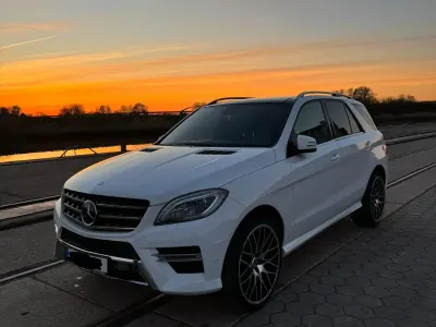 Gebraucht Mercedes ML350 AMG 258 PS (189 kW) 2015 Weiß SUV