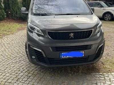Peugeot Traveller