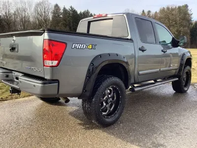 Gebraucht Nissan Titan 321 PS (236 kW) 2015 Grau Pickup