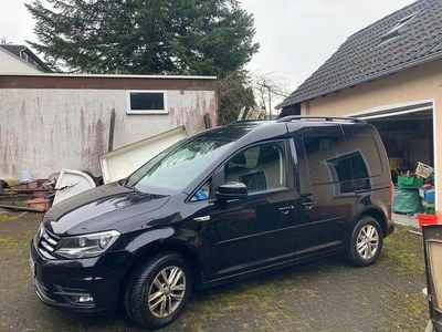Occasion VW Caddy Highline 102 ch (75 kW) 2015 Noir Monospace