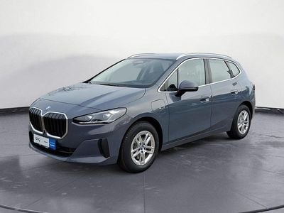 Gebraucht BMW 225 Active Tourer Sport Line 136 PS (100 kW) 2022 Grau Van / Kleinbus