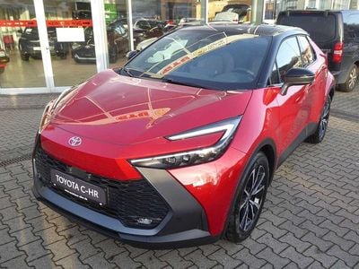 Karminarot / schwarz Neu 2025 Toyota C-HR SUV | 41.190 €
