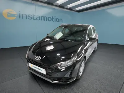 Neu Hyundai i20 Select 101 PS (74 kW) 2025 Schwarz Kleinwagen