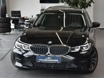 Gebraucht BMW 320 Advantage 190 PS (139 kW) 2021 Schwarz Kombi